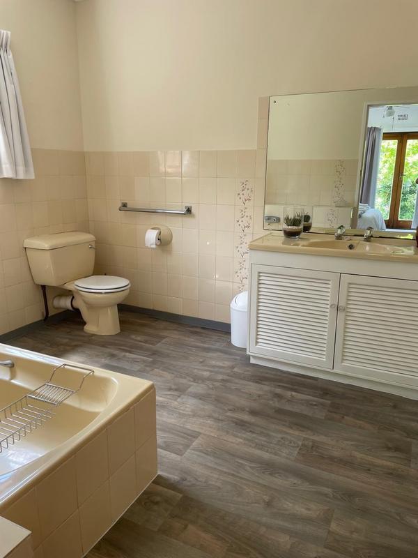 To Let 3 Bedroom Property for Rent in Onrus Western Cape